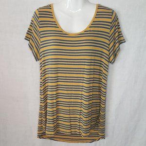 lularoe shirt large